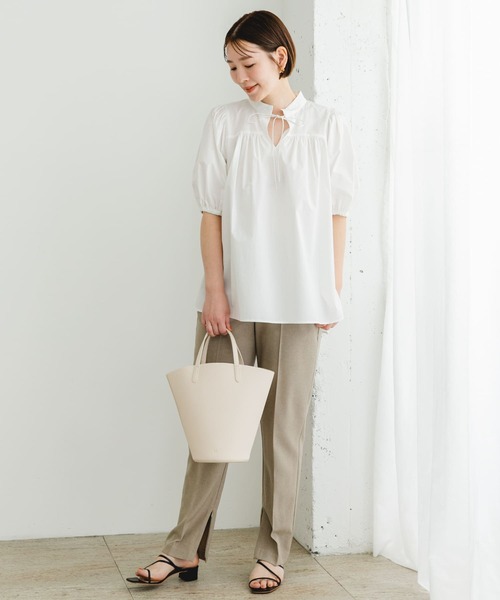 F by ROSSO（エフバイロッソ）の「F by ROSSO　パフスリーブチュニックブラウス（チュニック・レディース・ネイビー/オフホワイト・FREE）」の7枚目の写真