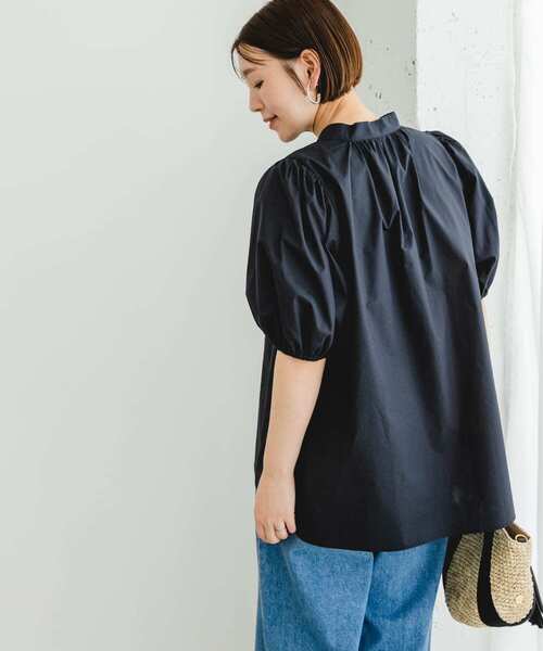 F by ROSSO（エフバイロッソ）の「F by ROSSO　パフスリーブチュニックブラウス（チュニック・レディース・ネイビー/オフホワイト・FREE）」の11枚目の写真