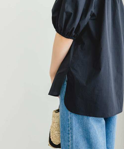 F by ROSSO（エフバイロッソ）の「F by ROSSO　パフスリーブチュニックブラウス（チュニック・レディース・ネイビー/オフホワイト・FREE）」の12枚目の写真