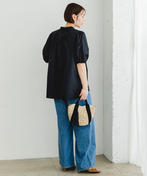 F by ROSSO（エフバイロッソ）の「F by ROSSO　パフスリーブチュニックブラウス（チュニック・レディース・ネイビー/オフホワイト・FREE）」の14枚目の写真