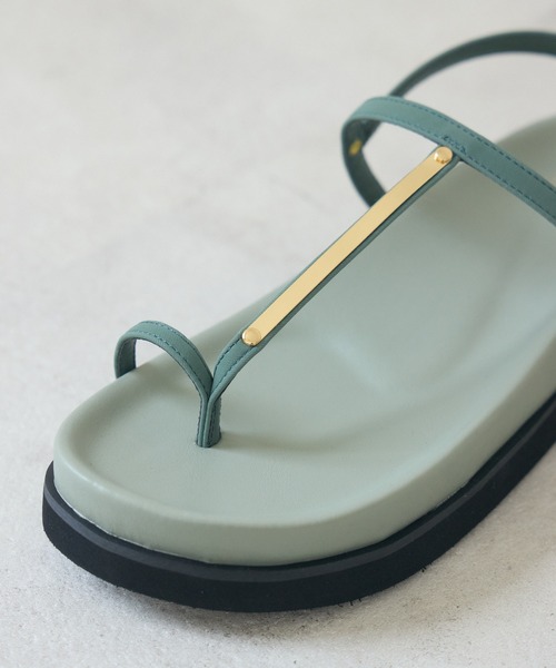 Paradise Picnic(パラダイスピクニック)の「JETEE ゴールドストラップサンダル(サンダル・レディース・ブラック/グリーン・MEDIUM/LARGE)」の19枚目の写真