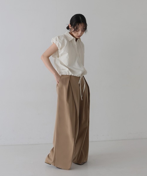 hellam(へラム)の「【入荷禁止】パフショルダーコンパクトシャツ(シャツ/ブラウス・レディース・ブルー系その他/ベージュ系その他/ホワイト系その他/チャコール/オフホワイト/ブルー・FREE)」の12枚目の写真