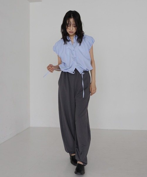パフショルダーコンパクトシャツ パフショルダーコンパクトシャツ – hellam