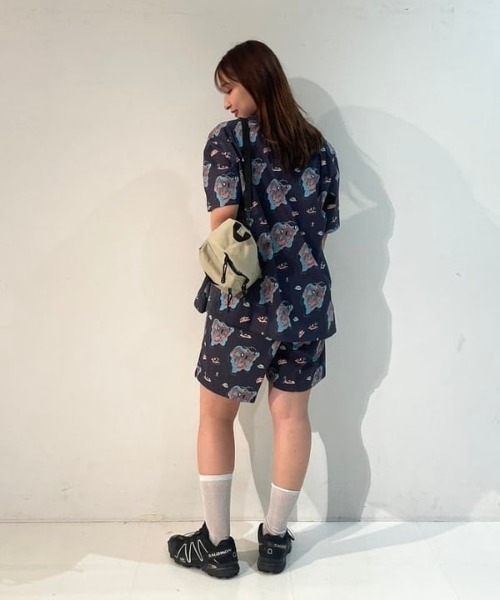 SML（エスエムエル）の「【別注】SML / BACK PACK（ショルダーバッグ・レディース・ブルー/ブラック/ピンク/ベージュ/オレンジ/イエロー・ONE SIZE）」の8枚目の写真