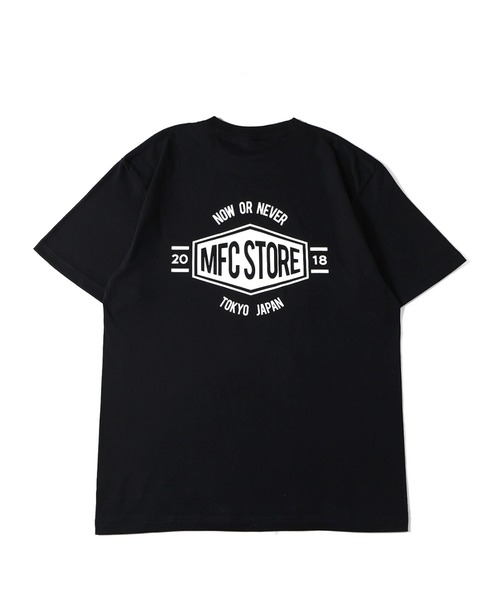 MFC STORE（エムエフシーストア）の「MFC STORE EMBLEM S/S TEE（Tシャツ/カットソー・メンズ・ブラック/ネイビー/ホワイト・S/M/L/XL）」の2枚目の写真