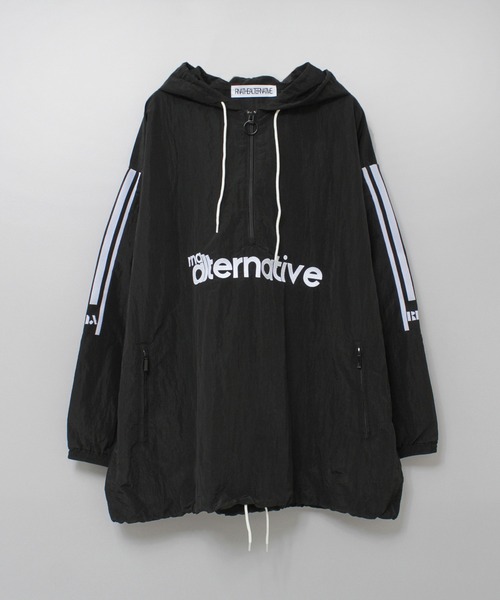 RNA（アールエヌエー）の「J2153 トラックハーフＺＩＰジャケット（ナイロンジャケット・レディース・レッド/ネイビー/ブラック・MEDIUM）」の6枚目の写真