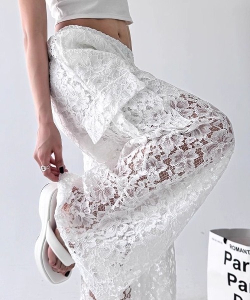 SHEENA(シーナ)の「レースカーゴワイドパンツ(その他パンツ・レディース・ブラック/ホワイト・M)」の2枚目の写真