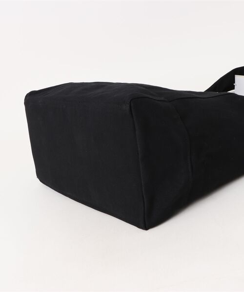 MEN'S BIGI（メンズビギ）の「【50th Anniv . 菊池武夫】LOGO TOTE（トートバッグ・メンズ・ブラック/ホワイト系その他・FREE）」の16枚目の写真