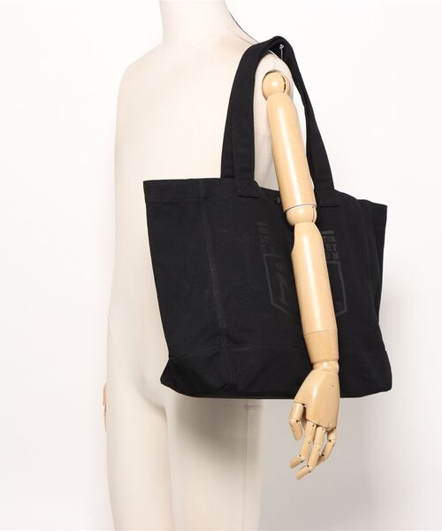 MEN'S BIGI（メンズビギ）の「【50th Anniv . 菊池武夫】LOGO TOTE（トートバッグ・メンズ・ブラック/ホワイト系その他・FREE）」の18枚目の写真