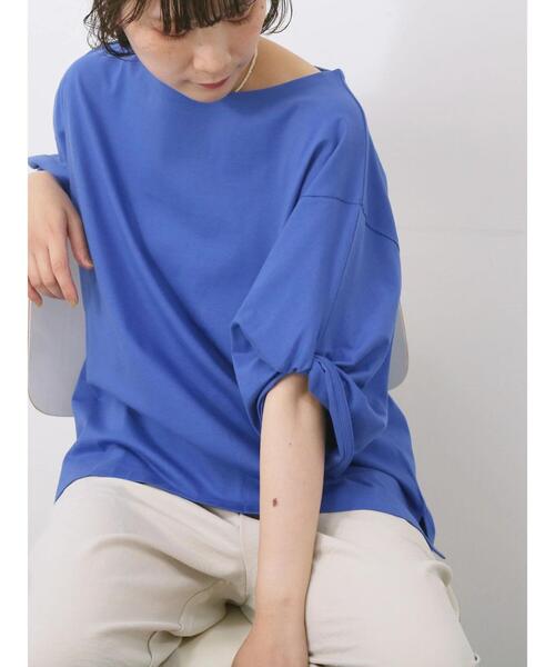 Samansa Mos2 blue(サマンサモスモスブルー)の「ツイストスリーブTシャツ(Tシャツ/カットソー・レディース・オフホワイト/ブルー/ブラック・F)」の3枚目の写真