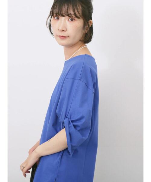 Samansa Mos2 blue(サマンサモスモスブルー)の「ツイストスリーブTシャツ(Tシャツ/カットソー・レディース・オフホワイト/ブルー/ブラック・F)」の7枚目の写真