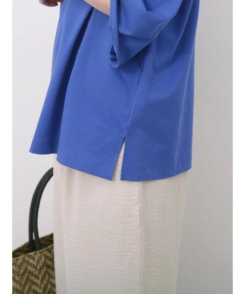 Samansa Mos2 blue(サマンサモスモスブルー)の「ツイストスリーブTシャツ(Tシャツ/カットソー・レディース・オフホワイト/ブルー/ブラック・F)」の11枚目の写真
