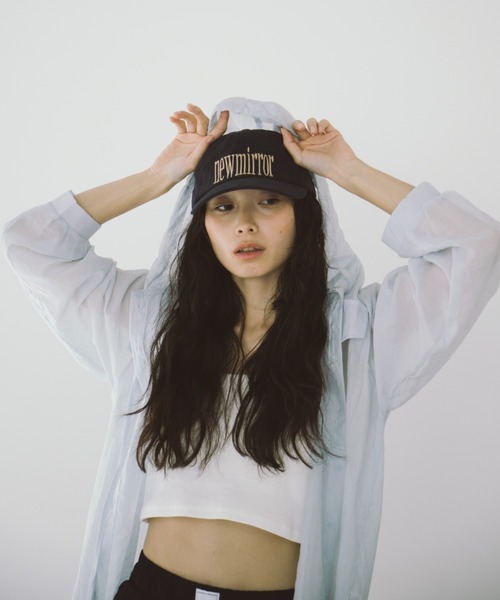 duei（デュイ）の「オーバーサイズシアーフーディーシャツ（シャツ/ブラウス・レディース・ブルー/ホワイト・FREE）」の19枚目の写真