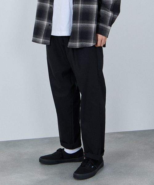 NAVY（ネイビー）の「「毎日はきたくなるラクラクパンツ」イージーワイドパンツ【抗菌防臭加工】（その他パンツ・メンズ・ベージュ/ネイビー/チャコールグレー/ブラック・XL/L/M/S）」の2枚目の写真