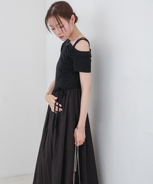 Bab(バブ)の「アシメシャーリングワンピース(ワンピース・レディース・ライトブルー/ブラック/ベージュ・M)」の18枚目の写真