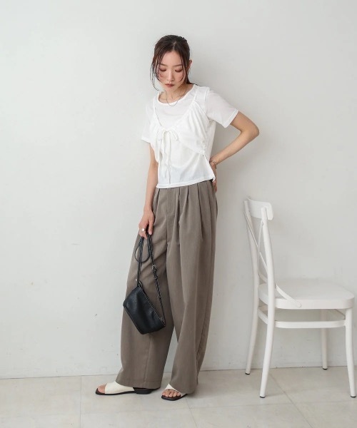 Bab(バブ)の「ビスチェレイヤードデザイントップス(Tシャツ/カットソー・レディース・オフホワイト/杢グレー/ブラック/ライトブルー・MEDIUM)」の8枚目の写真