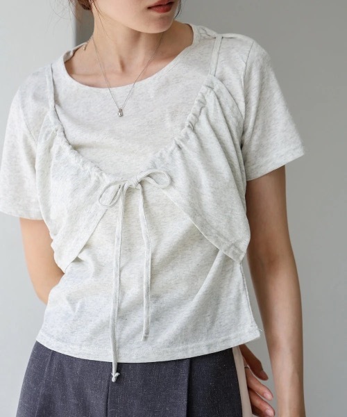 Bab(バブ)の「ビスチェレイヤードデザイントップス(Tシャツ/カットソー・レディース・オフホワイト/杢グレー/ブラック/ライトブルー・MEDIUM)」の15枚目の写真