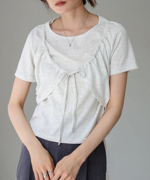 Bab(バブ)の「ビスチェレイヤードデザイントップス(Tシャツ/カットソー・レディース・オフホワイト/杢グレー/ブラック/ライトブルー・MEDIUM)」の19枚目の写真