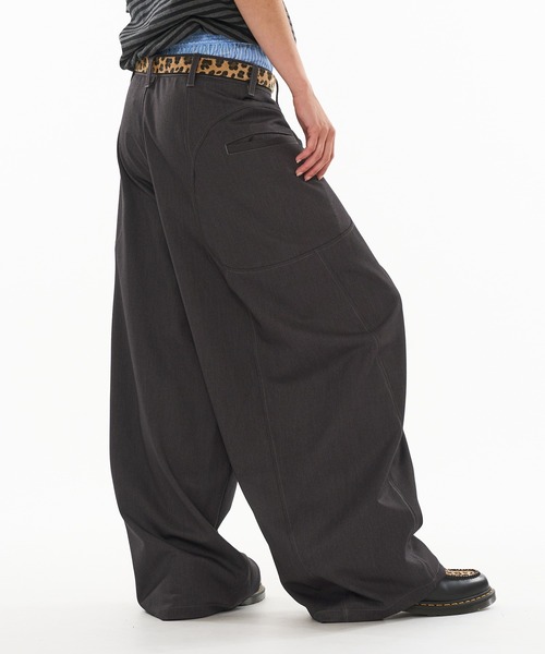 WISH FOR EVER（ウィッシュフォーエバー）の「ASSORT SIDE SWITCH BAGGY CURVE PANTS / アソートサイドスイッチバギーカーブパンツ（その他パンツ・メンズ・インディゴブルー/チャコールグレー/ブラック・LARGE/SMALL/MEDIUM）」の9枚目の写真