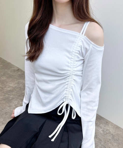 INGNI(イング)の「【WEB限定】アシメドロストカットソー(Tシャツ/カットソー・レディース・オフホワイト/ブラック/グレー・M)」の1枚目の写真