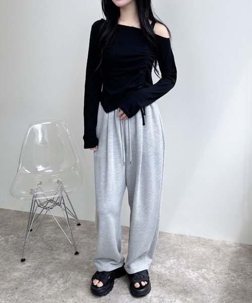 INGNI(イング)の「【WEB限定】アシメドロストカットソー(Tシャツ/カットソー・レディース・オフホワイト/ブラック/グレー・M)」の9枚目の写真