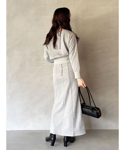 LAGUNAMOON（ラグナムーン）の「ウエストZIPラメスウェットプルオーバー（スウェット・レディース・ベージュ/ライトグレー・FREE）」の7枚目の写真