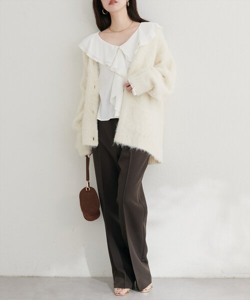 natural couture（ナチュラルクチュール）の「【WEB限定】ラッフル衿キャンディスリーブブラウス（シャツ/ブラウス・レディース・その他1/サックスブルー/ブラック/オフホワイト・FREE）」の11枚目の写真