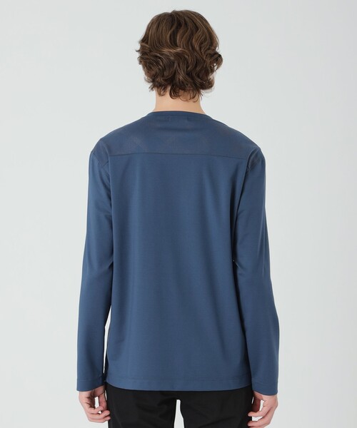 BLACK LABEL CRESTBRIDGE(ブラックレーベル・クレストブリッジ)の「ハイストレッチテーラリングカットソー(Tシャツ/カットソー・メンズ・オフホワイト/ブルー/ブラック・M/XL/L)」の8枚目の写真