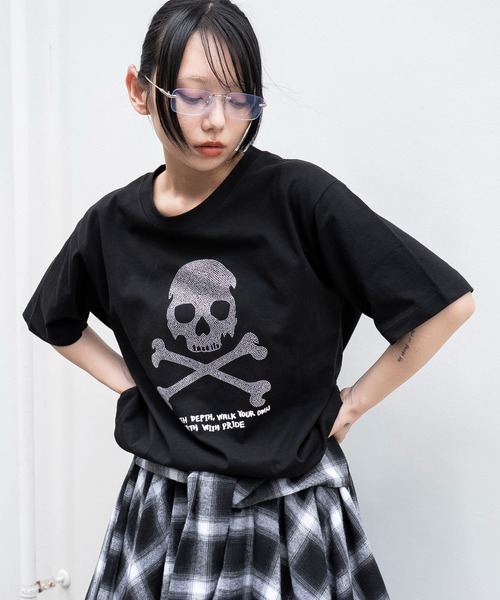 WEGO（ウィゴー）の「WEGO/ラインストーンルーズネックT（Tシャツ/カットソー・メンズ・その他2/その他1・LARGE/MEDIUM）」の2枚目の写真