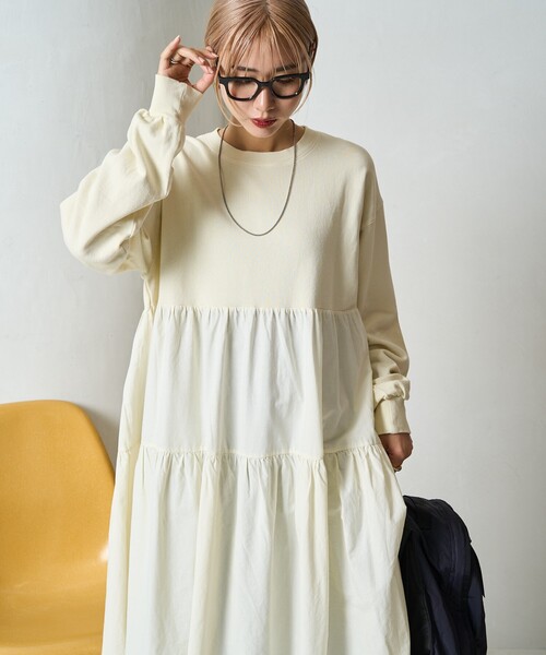 FREAK'S STORE（フリークスストア）の「限定展開　ピグメント 加工 ティアード 切り替え ワンピース（ワンピース・レディース・スミクロ/ベージュ/ネイビー/レッド/グリーン/ナチュラル・SMALL/MEDIUM）」の3枚目の写真