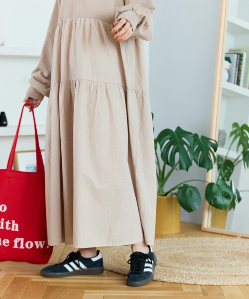 FREAK'S STORE（フリークスストア）の「限定展開　ピグメント 加工 ティアード 切り替え ワンピース（ワンピース・レディース・スミクロ/ベージュ/ネイビー/レッド/グリーン/ナチュラル・SMALL/MEDIUM）」の11枚目の写真