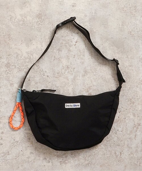 【BLAYMORE】ムーンショルダーバッグ エ*ン様 【完売品】【BLAYMORE】 moon shoulder bag - メルカリ