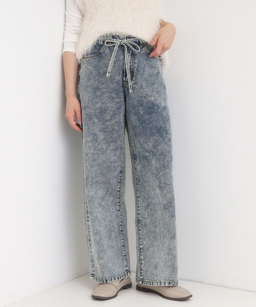 Cutie Blonde(キューティーブロンド)の「【S-LL】こなれ見え リボン付き アソートデニムワイドパンツ(デニムパンツ・レディース・ブラック/ブルー/ブルー系3・04/03/02/01)」の2枚目の写真