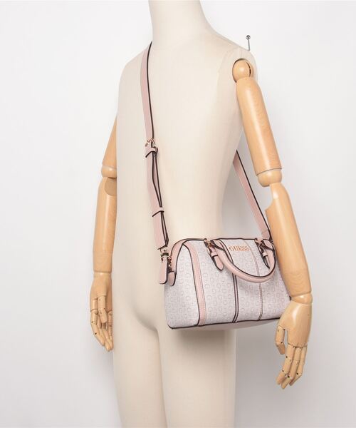 Guess（ゲス）の「RADLEIGH Box Satchel ボストンバッグ  （ハンドバッグ・レディース・ライトピンク・ONE SIZE）」の17枚目の写真