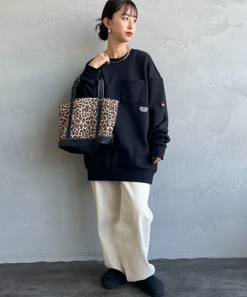 MARMOT（マーモット）の「[Marmot/マーモット] 別注 ワンポイントロゴ ポケットスウェット（スウェット・レディース・ブラック/ベージュ・XL/L/M/S）」の5枚目の写真