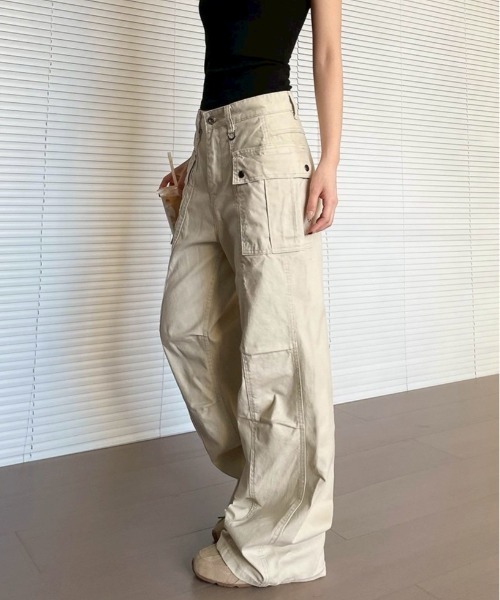 VIBGYOR(ヴィブジョー)の「【LAMPOON】フレアカーゴパンツ(カーゴパンツ・レディース・ベージュ/グレー・MEDIUM/SMALL/LARGE)」の5枚目の写真