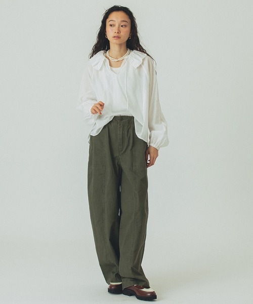 ROSE BUD(ローズバッド)の「FRILL COLLAR BLOUSE(シャツ/ブラウス・レディース・ホワイト/ブラック/パープル・ONE SIZE)」の8枚目の写真