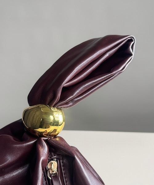 folka(フォルカ)の「9C79 ワンハンドルミニ巾着バッグ(ハンドバッグ・レディース・ブラック/ブラウン・ONESIZE)」の12枚目の写真