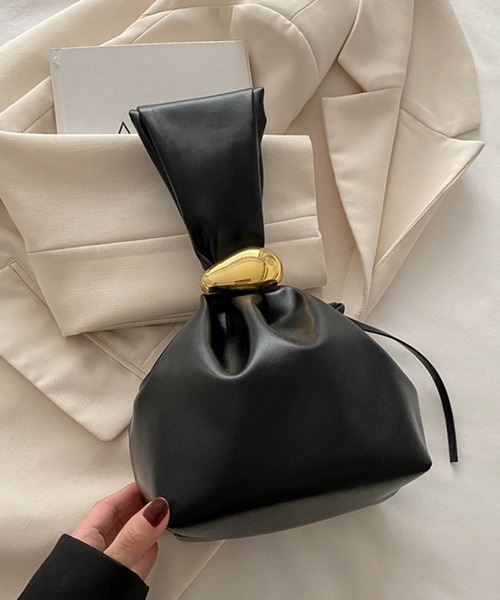 folka(フォルカ)の「9C79 ワンハンドルミニ巾着バッグ(ハンドバッグ・レディース・ブラック/ブラウン・ONESIZE)」の13枚目の写真