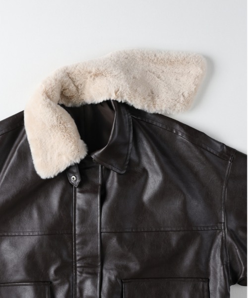 Right-on(ライトオン)の「【HONEYSUCKLE ROSE】フライトジャケット(レザー 洗練シルエット カジュアル フォーマル)(ブルゾン・レディース・ブラック/ブラウン・M/L)」の8枚目の写真