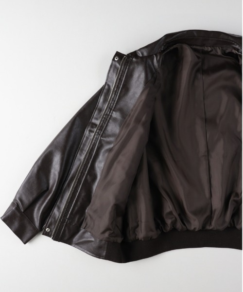 Right-on(ライトオン)の「【HONEYSUCKLE ROSE】フライトジャケット(レザー 洗練シルエット カジュアル フォーマル)(ブルゾン・レディース・ブラック/ブラウン・M/L)」の10枚目の写真