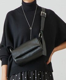 BEARDSLEY | 《9/23(火)12時予約開始》ミニレザーボディバッグ(ショルダーバッグ)