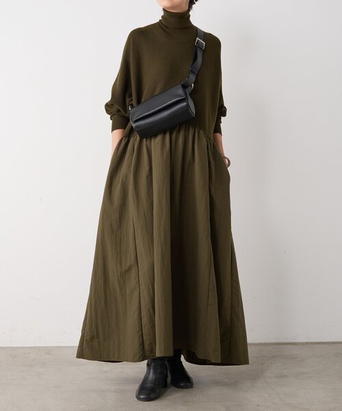 ミニレザーボディバッグ（ショルダーバッグ）｜BEARDSLEY（ビアズリー