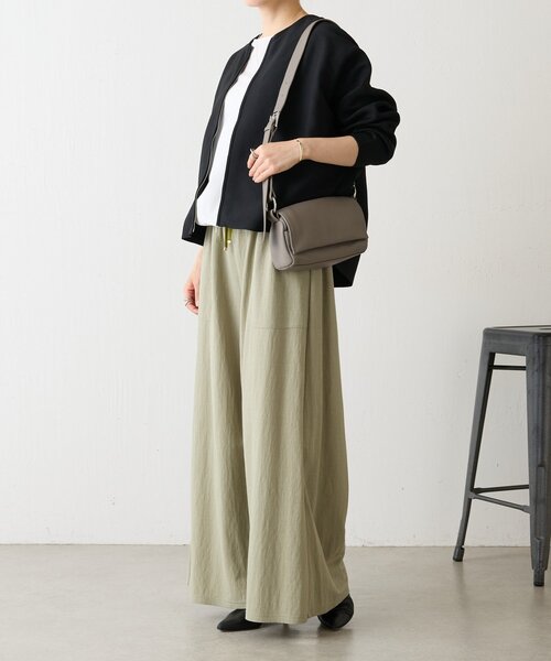 BEARDSLEY（ビアズリー）の「《本革》ミニレザーボディバッグ（ショルダーバッグ・レディース・シルバー/グレー系その他/ブラック・FREE）」の12枚目の写真