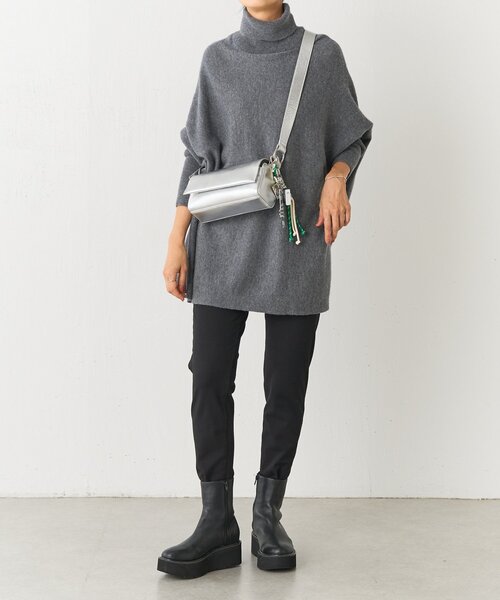 ミニレザーボディバッグ（ショルダーバッグ）｜BEARDSLEY（ビアズリー