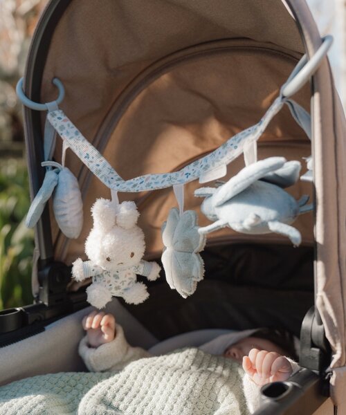 BIRTHDAY BAR（バースデイバー）の「【MIFFY　ミッフィー】x Little Dutch　ストローラートイ（ベビーカー/ベビーカー用品・キッズ・ピンク/ブルー・0）」の2枚目の写真