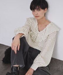 ドットプリントラッフルブラウス【洗濯機OK】