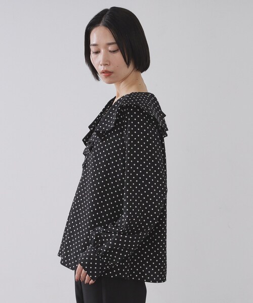 OPAQUE.CLIP（オペークドットクリップ）の「ドットプリントラッフルブラウス【洗濯機OK】（シャツ/ブラウス・レディース・ホワイト系3/ブラック系・38/40/36）」の12枚目の写真