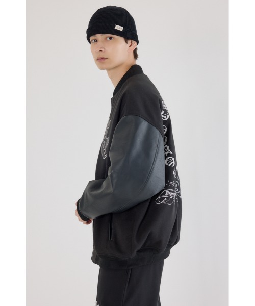 RODEO CROWNS WIDE BOWL(ロデオクラウンズワイドボウル)の「Blackletter スタジャン(スタジャン・メンズ・ブラック・LARGE/MEDIUM)」の3枚目の写真