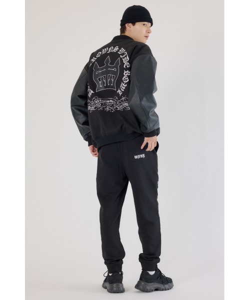 RODEO CROWNS WIDE BOWL(ロデオクラウンズワイドボウル)の「Blackletter スタジャン(スタジャン・メンズ・ブラック・LARGE/MEDIUM)」の7枚目の写真